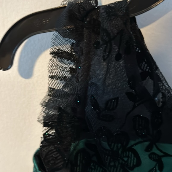 Green and black lace holiday toddler dress 2t - Picture 3 of 8